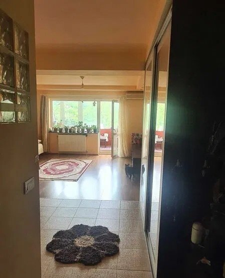 Lacul Tei x Parcul Circului, metrou Stefan cel mare 12 min